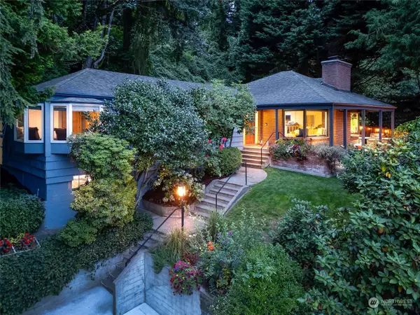 12537 41st AVE NE, Seattle, WA 98125