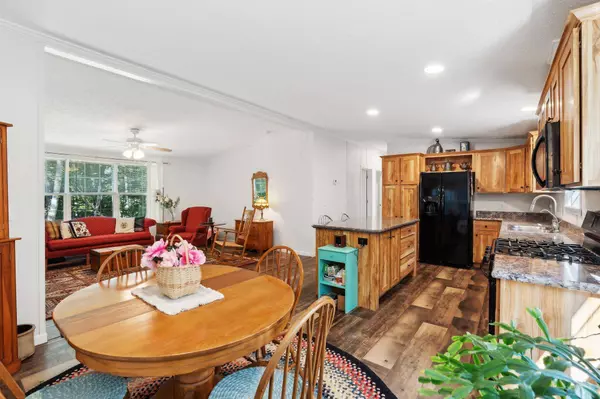 195 Bush Row RD, Denmark, ME 04022