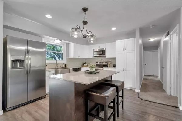 3821 Bever AVE SE, Cedar Rapids, IA 52403