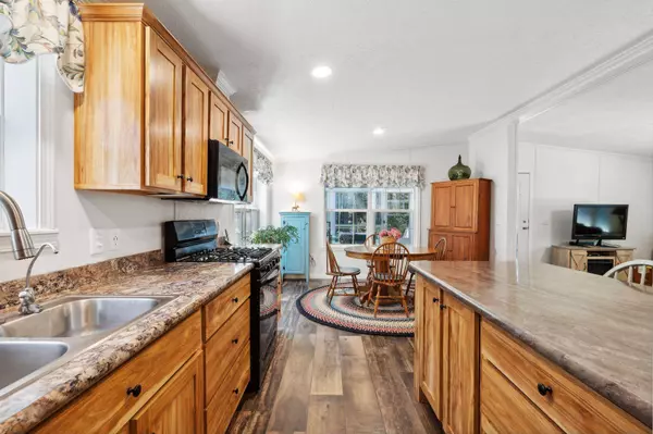 195 Bush Row RD, Denmark, ME 04022