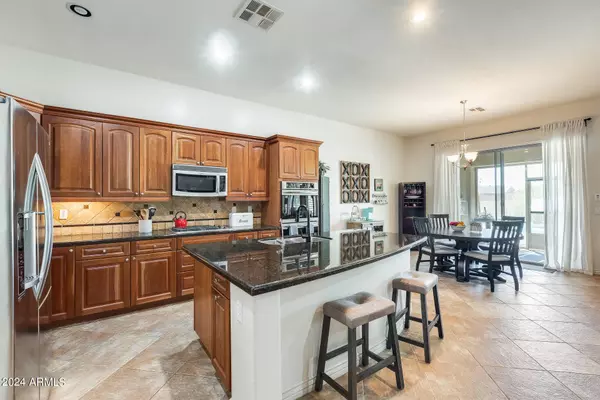 41857 W CENTENNIAL Road, Maricopa, AZ 85138