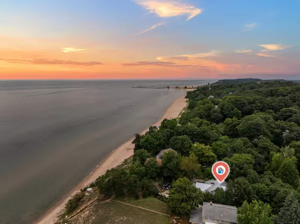 4695 Indianapolis Avenue, Macatawa, MI 49434