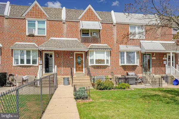3279 HOLME AVE, Philadelphia, PA 19114