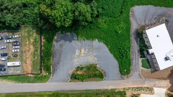 3230 16th AVE SE, Conover, NC 28613