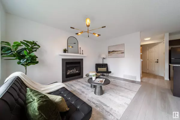 3811 WHITELAW PL NW, Edmonton, AB T6W 0V9