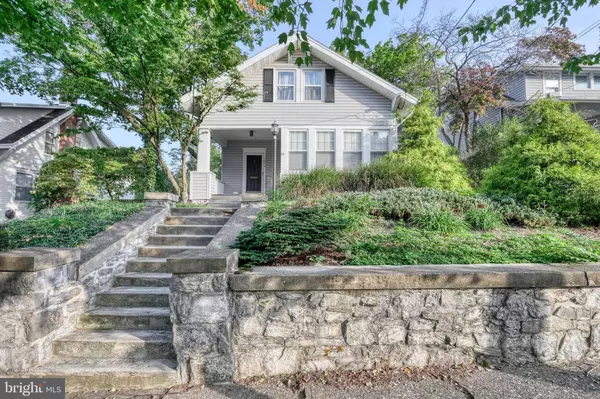 1604 WALNUT ST, Camp Hill, PA 17011