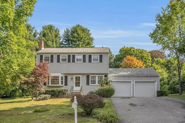 3 Elysian Dr, Andover, MA 01810
