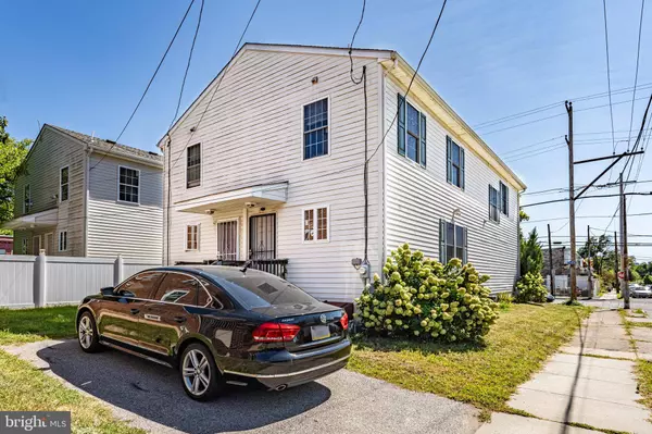 800 E 9TH ST, Chester, PA 19013