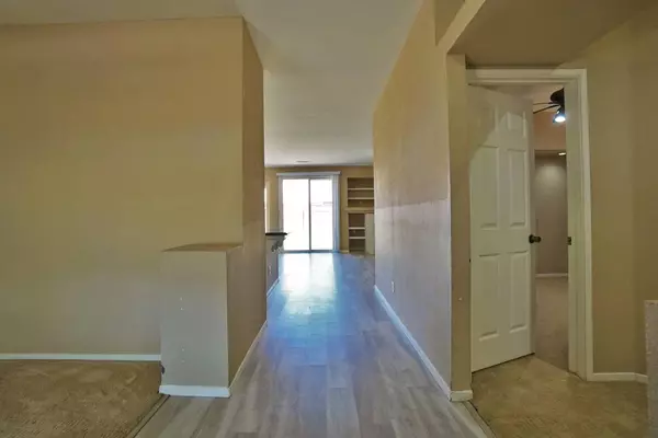 1133 Cousins Court, Lemoore, CA 93245