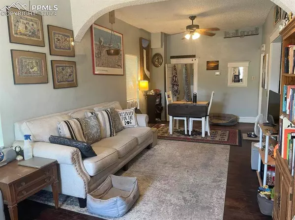 1333 E 10th ST, Pueblo, CO 81001