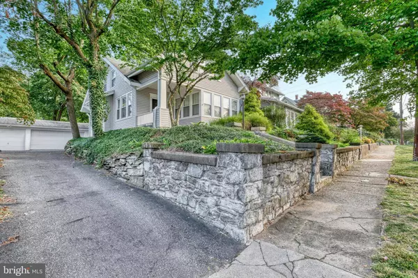 1604 WALNUT ST, Camp Hill, PA 17011