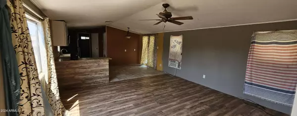 2201 E ALTA VISTA Road, Phoenix, AZ 85042