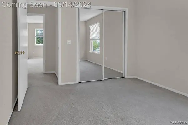 41523 STRAWBERRY, Canton, MI 48188