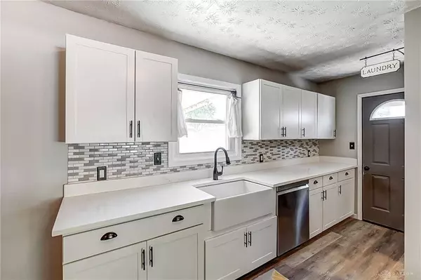 2496 N Aragon Avenue, Dayton, OH 45420