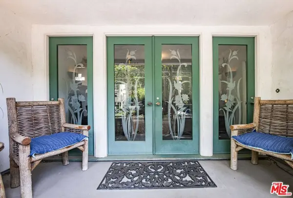 1800 Benedict Canyon Dr, Beverly Hills, CA 90210