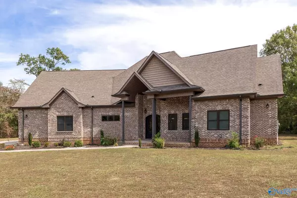 2609 Chapel Hill Road SW, Decatur, AL 35603