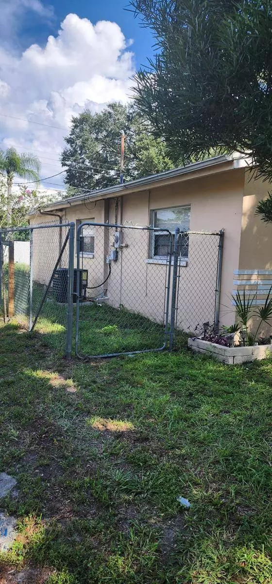 2127 EUCLID CIR E, Clearwater, FL 33764