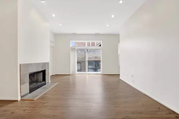 247 W Scott ST #410, Chicago, IL 60610