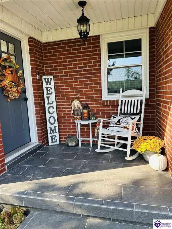 104 McClelland Court, Campbellsville, KY 42748