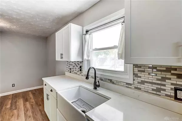 2496 N Aragon Avenue, Dayton, OH 45420