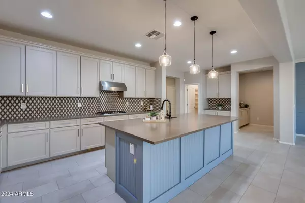 24576 N 143RD Drive, Surprise, AZ 85387