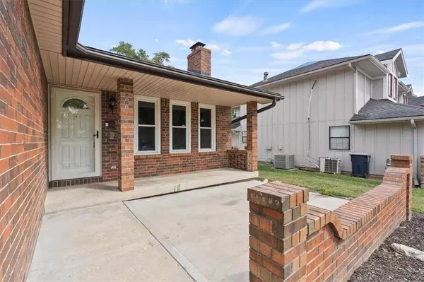 6015 Michigan AVE, Kansas City, MO 64130