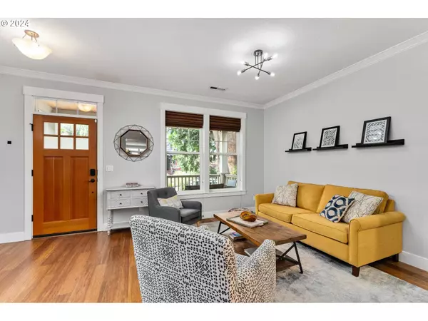 3740 N MISSOURI AVE, Portland, OR 97227