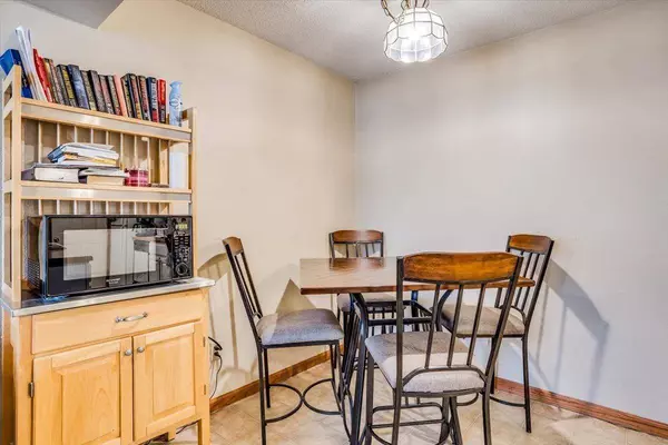 8716 W University St Apt B, Wichita, KS 67209