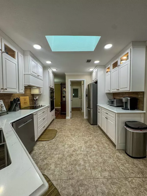 3400 Clubview Drive, Paragould, AR 72450