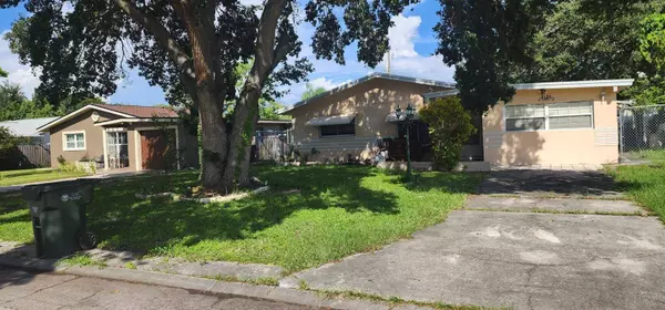 2127 EUCLID CIR E, Clearwater, FL 33764