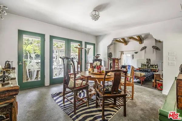 1800 Benedict Canyon Dr, Beverly Hills, CA 90210