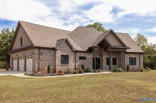 2609 Chapel Hill Road SW, Decatur, AL 35603