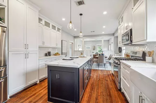 2010 Gostick ST, Houston, TX 77008