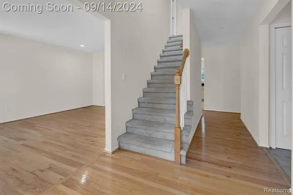 41523 STRAWBERRY, Canton, MI 48188