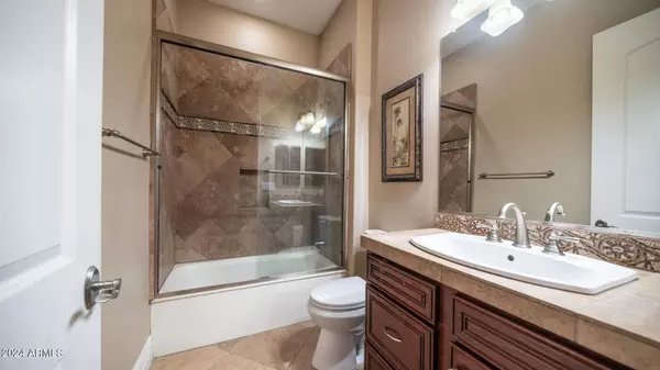 306 W ALAMOSA Drive, Chandler, AZ 85248