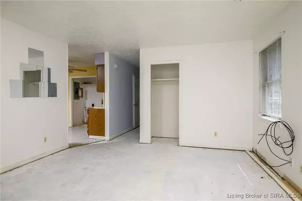 3910 Dunbar AVE, New Albany, IN 47150