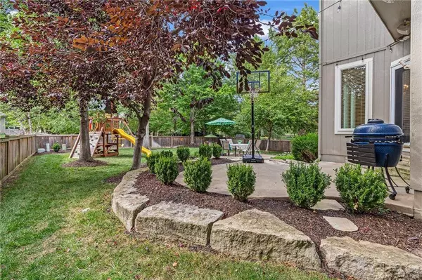 14312 MELROSE ST, Overland Park, KS 66221