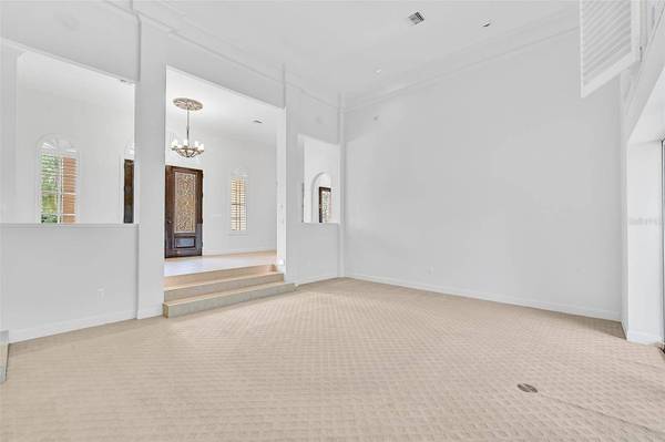 909 MACEWEN DR, Osprey, FL 34229