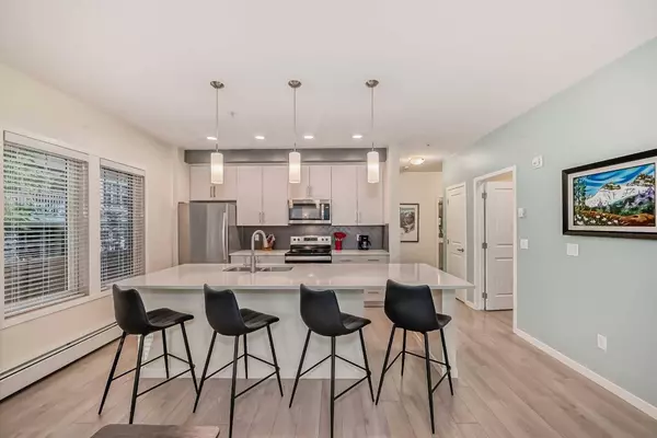 30 Mahogany Mews SE #104, Calgary, AB T3M 3H4