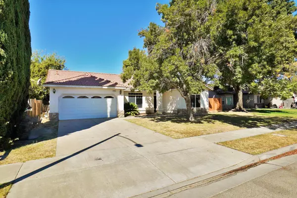 1133 Cousins Court, Lemoore, CA 93245