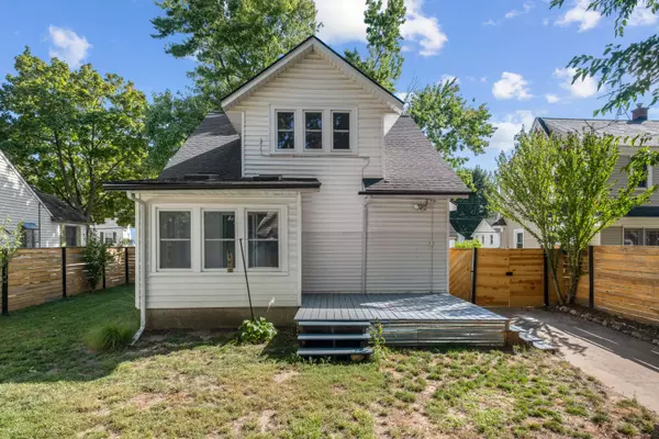 1047 Arlington NE Street, Grand Rapids, MI 49505