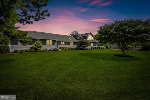 212 PROSPECT BAY DR, Grasonville, MD 21638