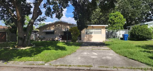 2127 EUCLID CIR E, Clearwater, FL 33764