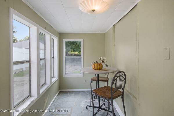 207 S Wight Street, St. Johns, MI 48879, St. Johns, MI 48879