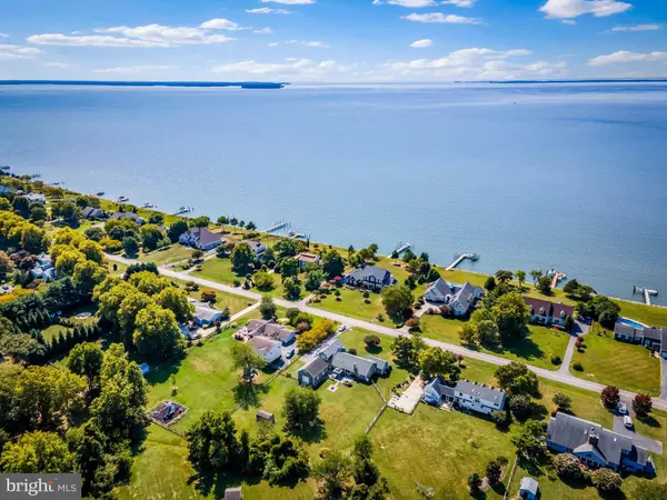 212 PROSPECT BAY DR, Grasonville, MD 21638