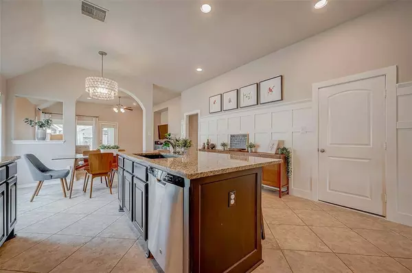 27146 Danbridge Gulch LN, Katy, TX 77494