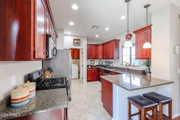 14884 W VOLTAIRE Street, Surprise, AZ 85379