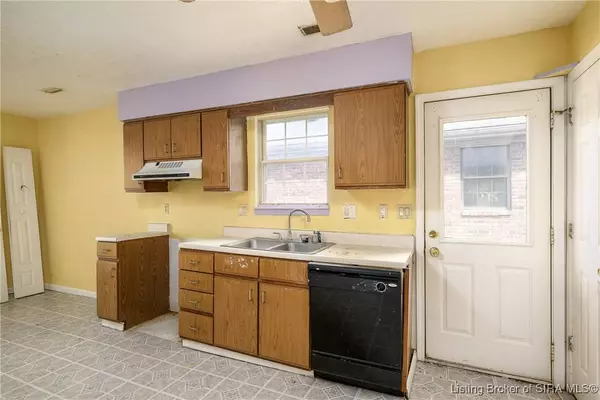 3910 Dunbar AVE, New Albany, IN 47150