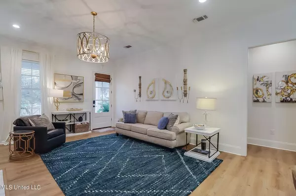 404 2nd Street, Gulfport, MS 39507