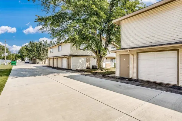 8716 W University St Apt B, Wichita, KS 67209